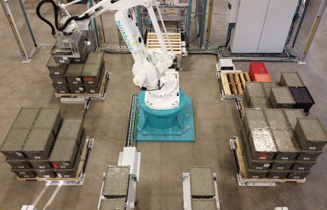 Project Highlight: Robotic Tote Palletizer Engineered for High-Speed & Safe Store Order Fulfillment